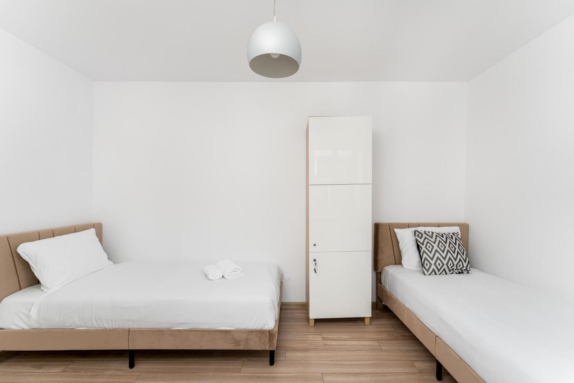 Park Bialopradnicki Spacious Apartment Krakow